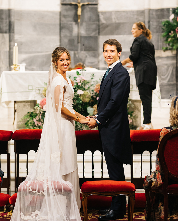 Aire fresko - Rocio y Alex en el altar